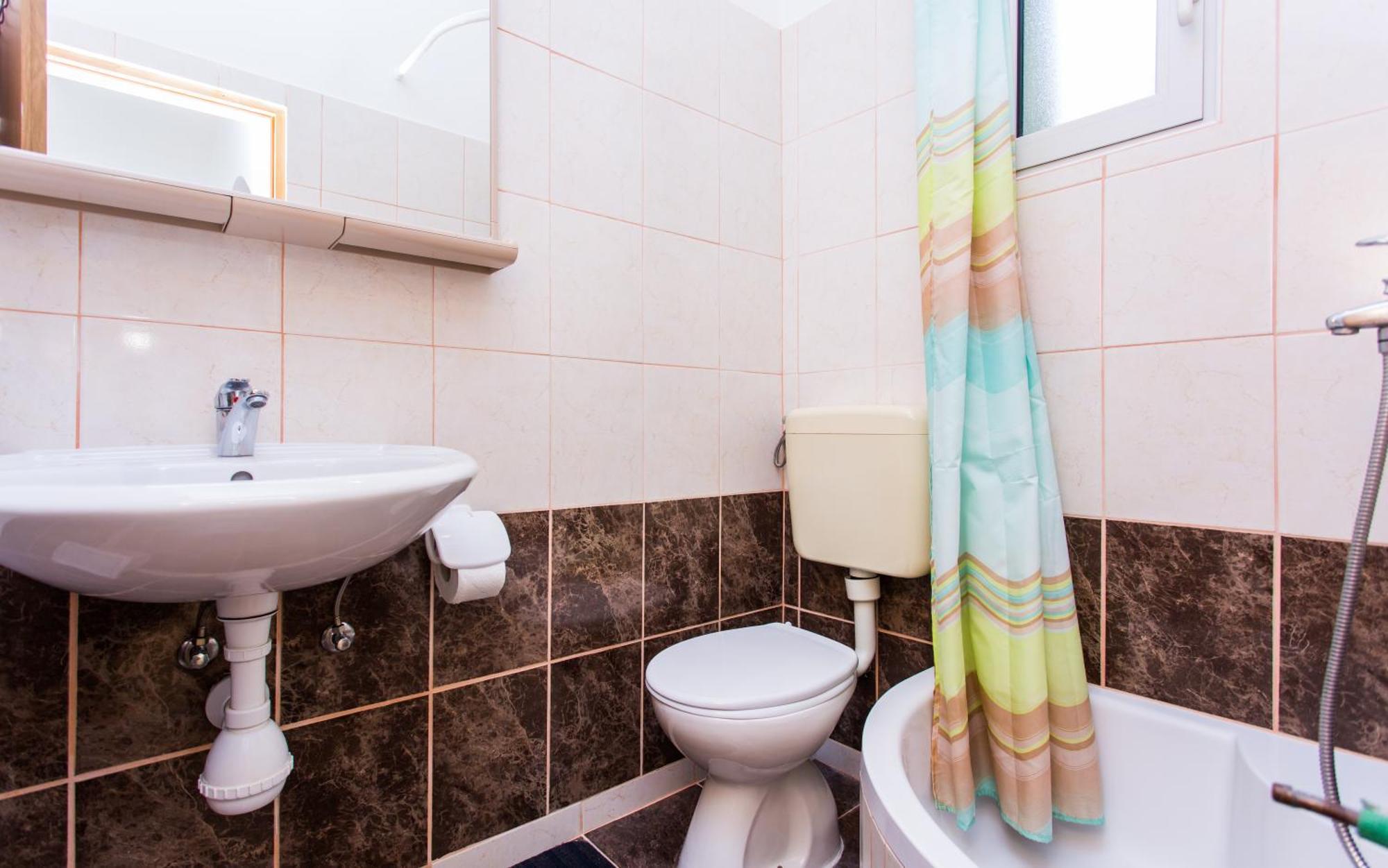Apartments Luka 3 Baska  Bilik gambar